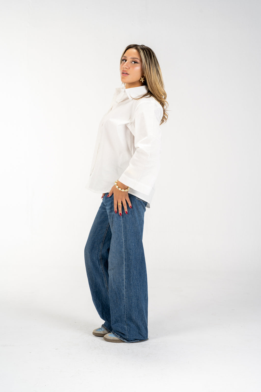 Relaxed Buttoned-Up Shirt with Bell Sleeves (White)